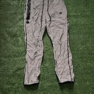 Nike Men’s Gray Reflective Woven Tech Pants